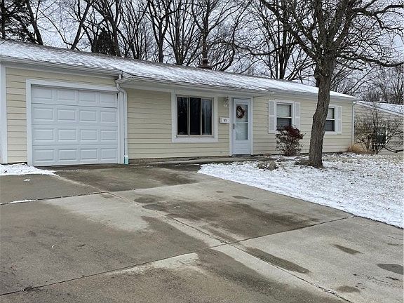3rd image of 3631 Hiwood Ave