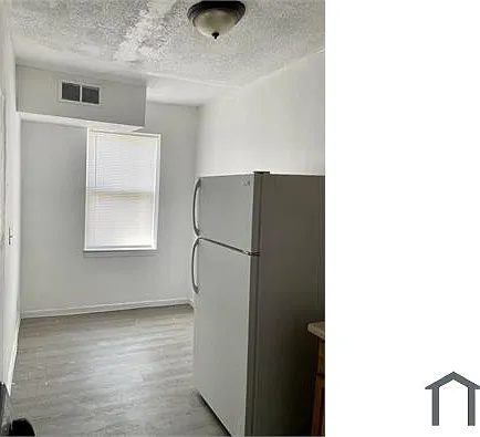Studio, $850 — Photo 2