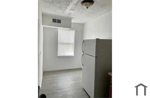 Building Photo - 3675 Oakman Blvd #A3