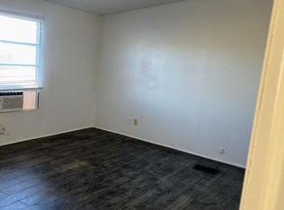 41 Three Cross Ln, Los Lunas, NM 87031