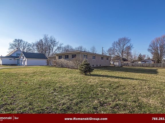 2nd image of 9608 Main St