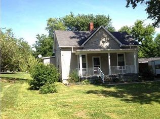 1223 N 2nd St, Boonville, IN 47601
