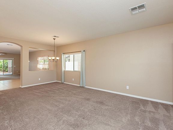 5th image of 765 W Witt Ave