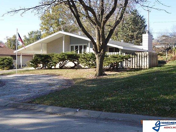 4th image of 1161 Thorne St