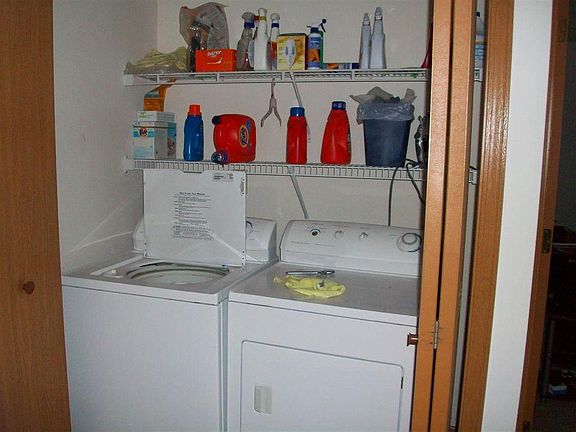 2nd image of 3400 Wyndham Way