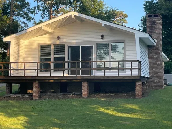 1129 E Lakeshore Dr, Carriere, MS 39426