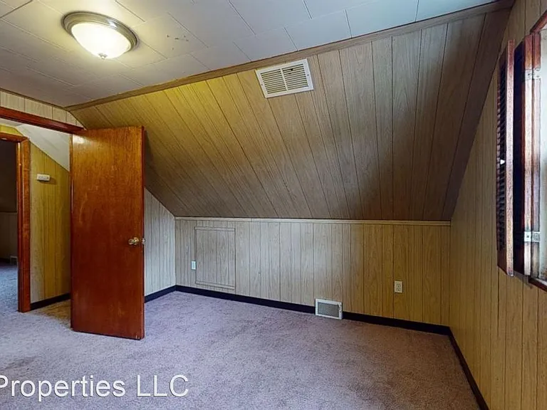 149 Parkwood Rd — Photo 16