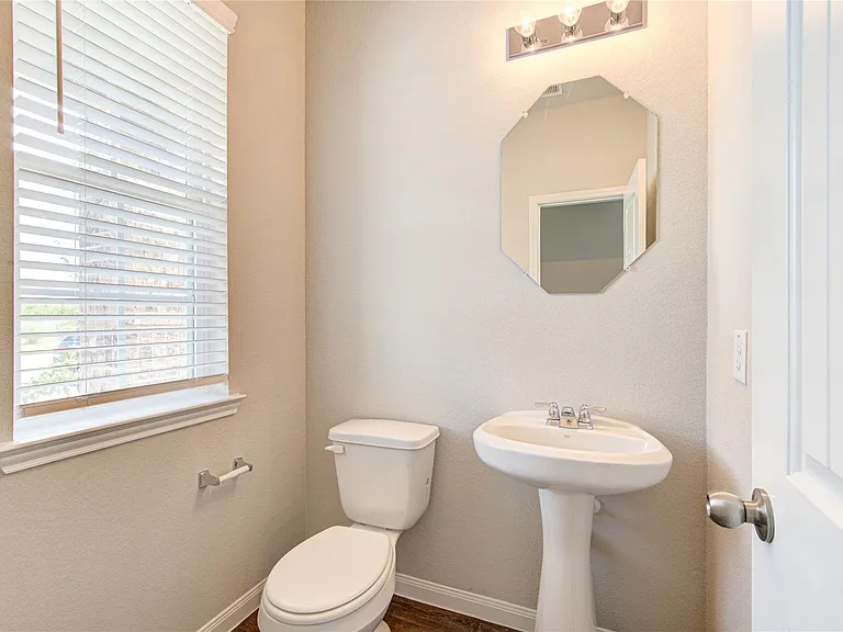 3707 W Alessano Ln — Photo 41