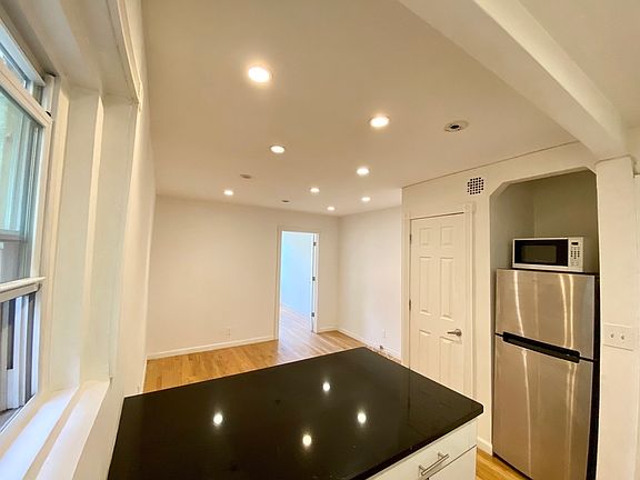 5th image of 284 E 10th St APT 3A