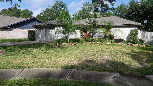 2nd image of 4210 Pineville Ln