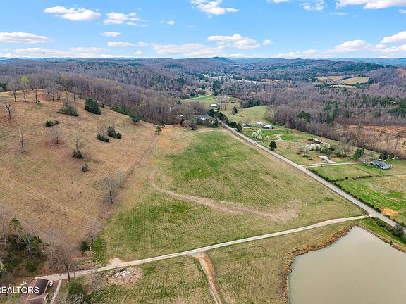 3rd image of 2 N Nopone Valley Rd Lot 1