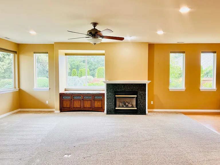 8333 Camano Loop NE — Photo 5
