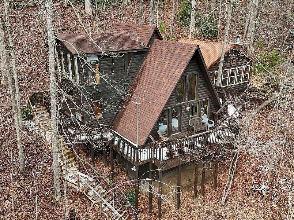 1st image of 51 Debbie Ln