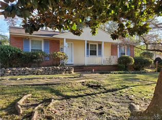 4105 Coventry Rd, Fayetteville, NC 28304