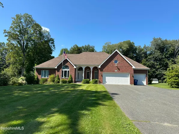 50 Stockbridge Rd, Lee, MA 01238