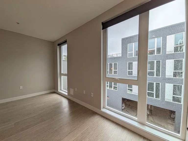 Division Terrace Apartments — Photo 38