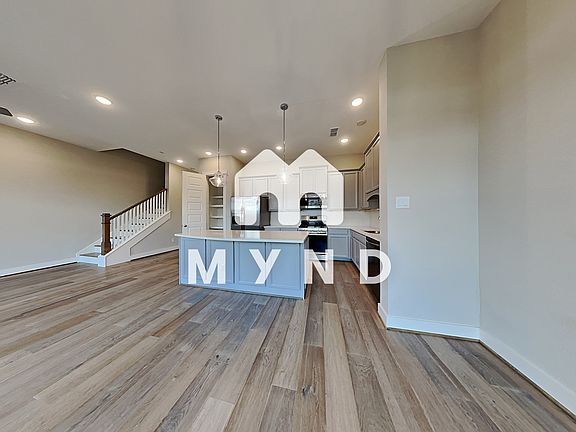 3rd image of 10932 Brambling Dr
