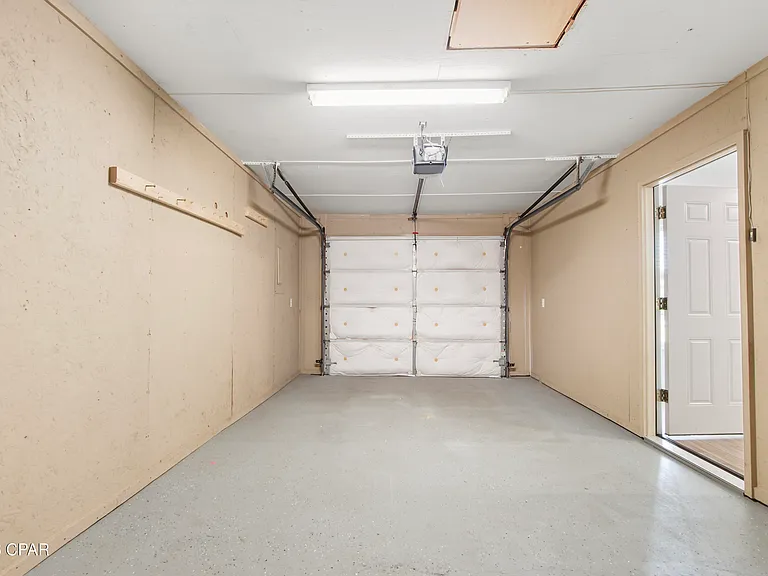 115 Circle Dr — Photo 37