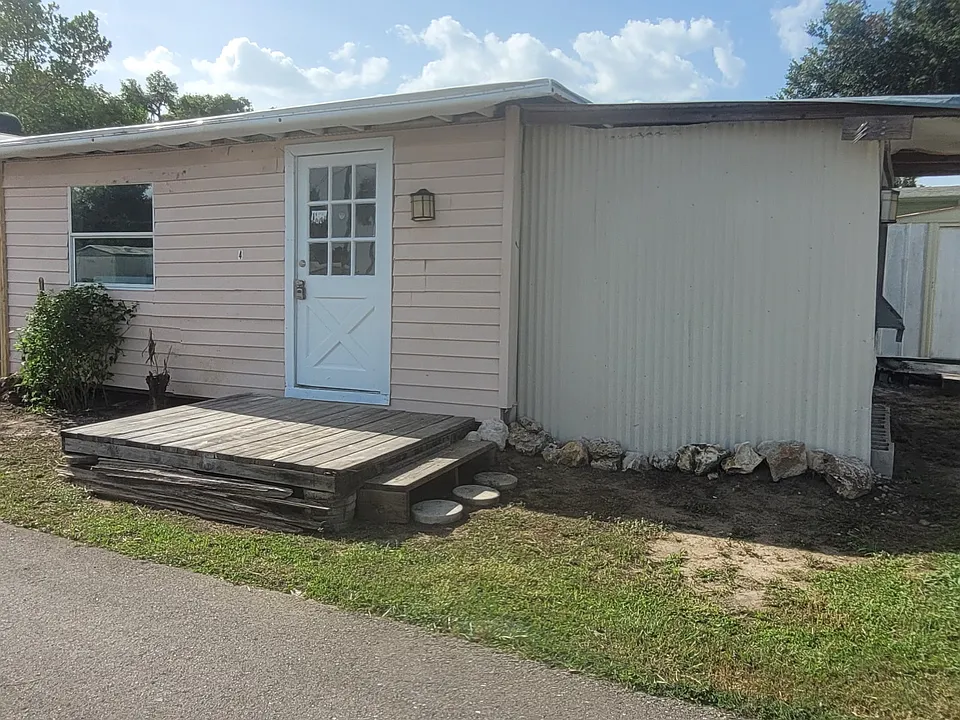 36020 Lake Pasadena Rd #4