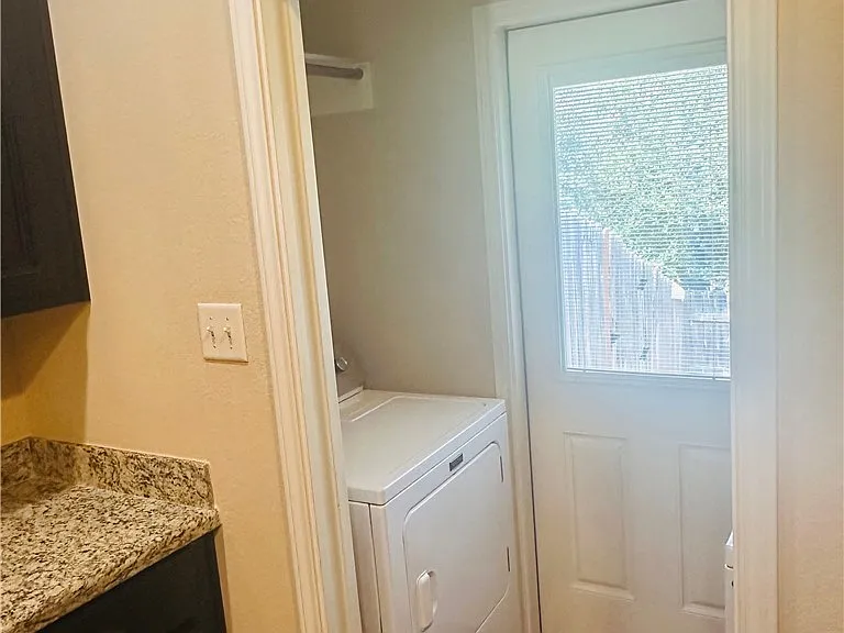 402 Baby Bear Dr — Photo 10