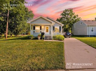 49 Oakhill St, Pontiac, MI 48342