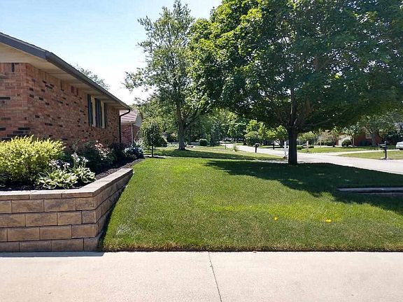 5th image of 1100 N Tyrone Dr