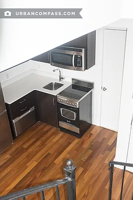 Rented by Compass | media 40