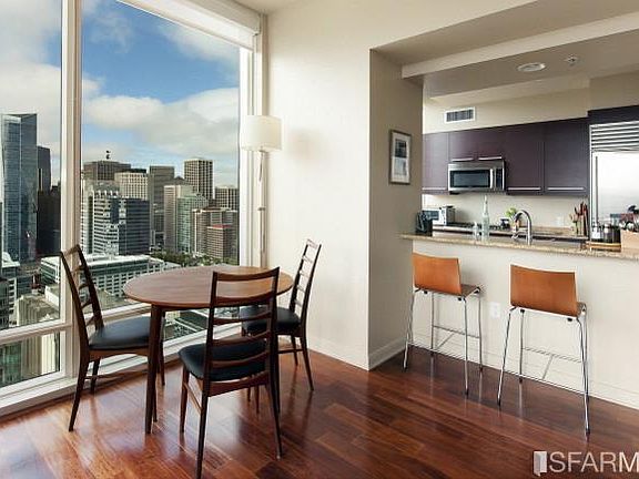5th image of 425 1st St Unit 2706