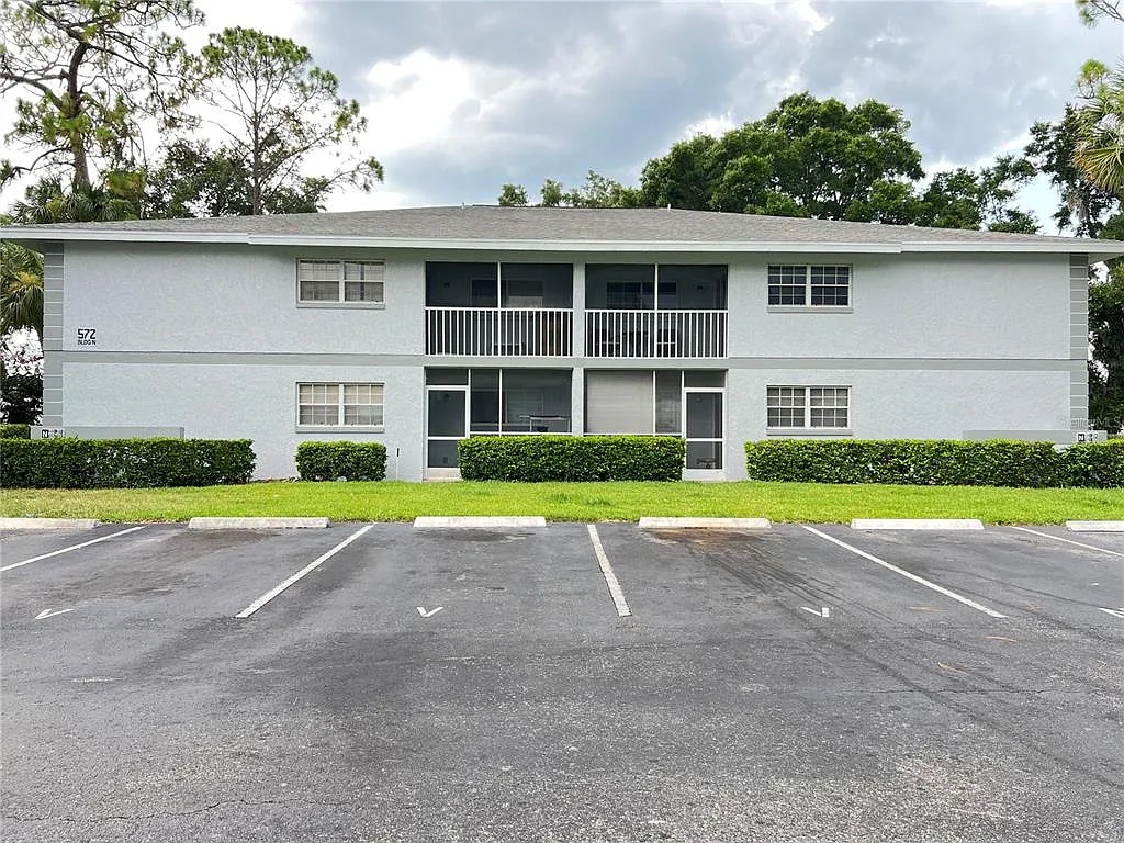 2 bed, 2.0 bath, 825 sqft, $1,200 — Photo 1