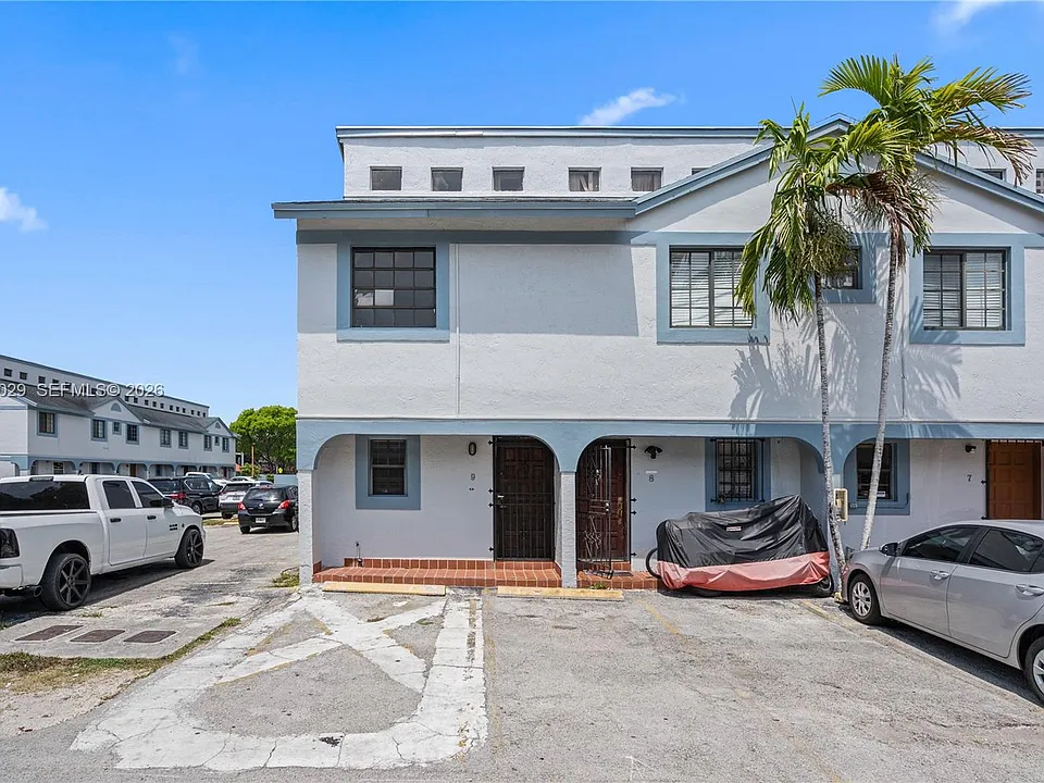 12035 SW 18th St #9-48