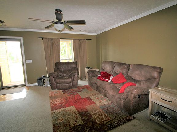 3rd image of 1228 Alandee St