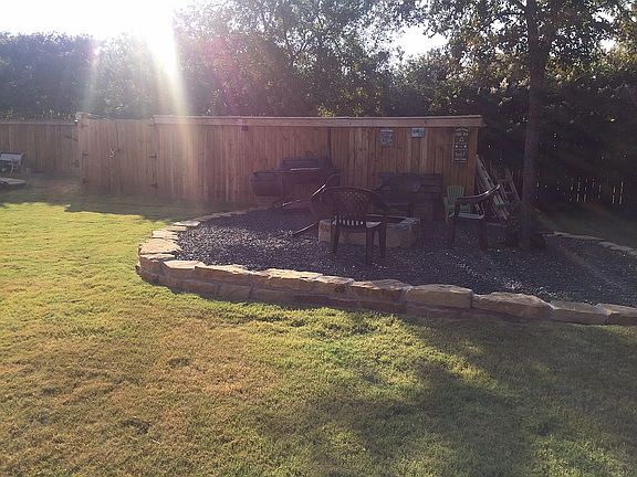 2nd image of 213 Lake Hollow Dr