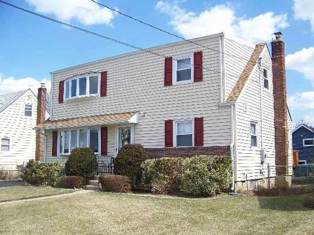 1st image of 317 Grand Blvd