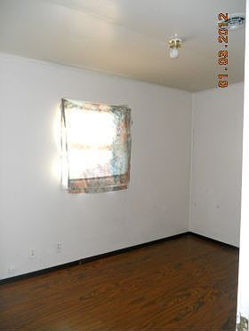 3rd image of 516 W Lakewood Ave