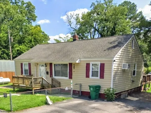 17 Casey St, Sandston, VA 23150