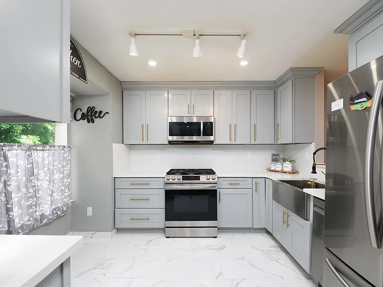97 Heron Ct — Photo 8