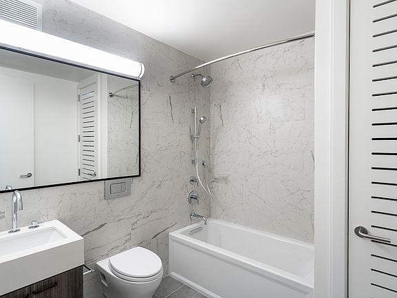 5th image of 220 E 72nd St #9B2
