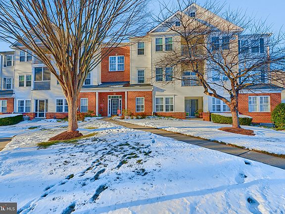 2nd image of 313 Willrich Cir Unit K