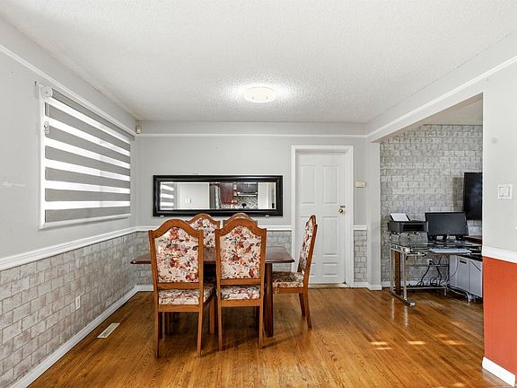 3rd image of 13604 90a St NW