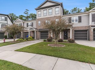 221 Slipper Shell Ct, Mount Pleasant, SC 29464
