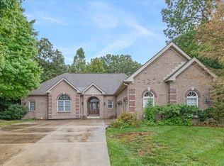 10340 Beaver Ridge Dr, Fishers, IN 46037