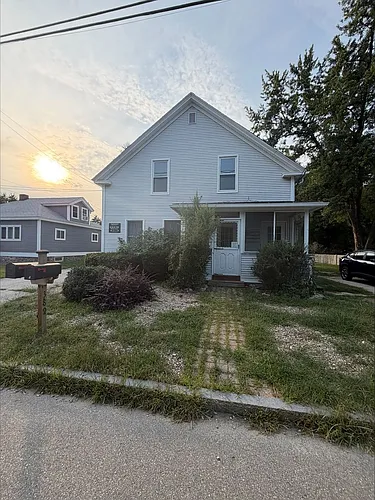 389 Boynton St Photo 1