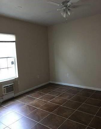 5th image of 2401 Iberville St