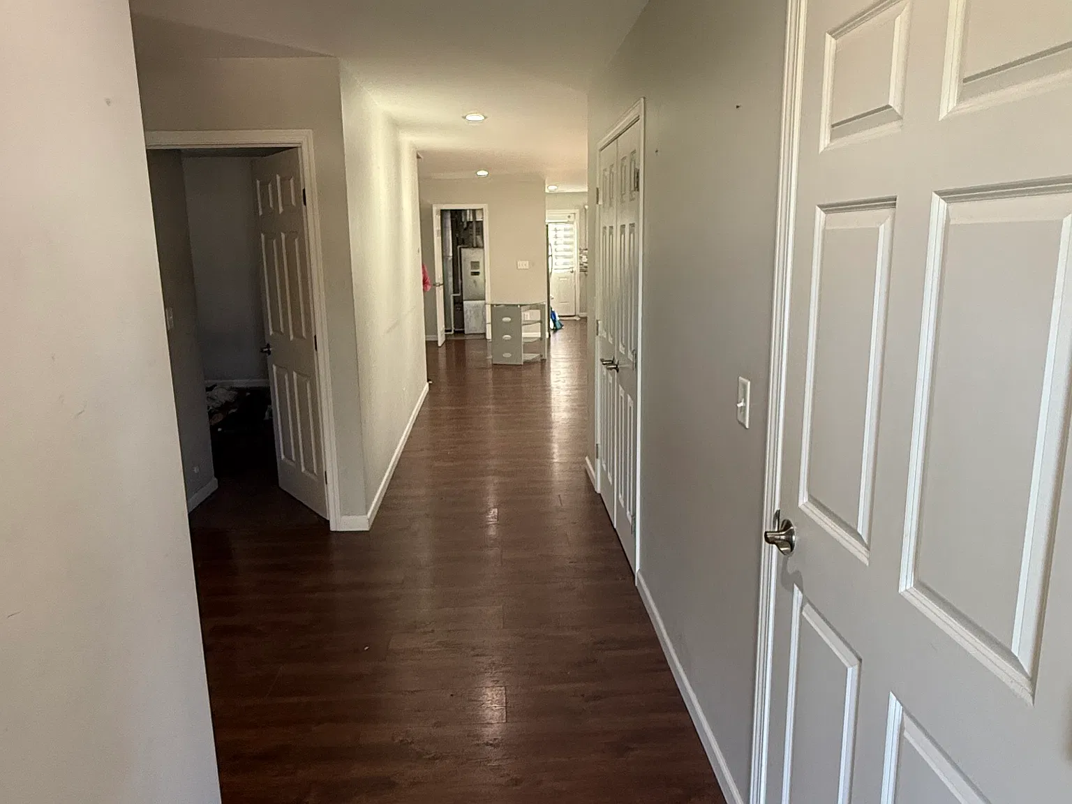 3 bed, 1407 sqft, $2,200 — Photo 2