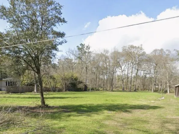 13700 Hartman Ln, Walker, LA 70785