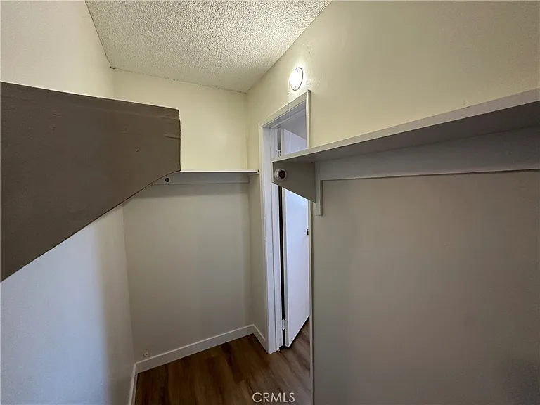4754 Grace Ave — Photo 11