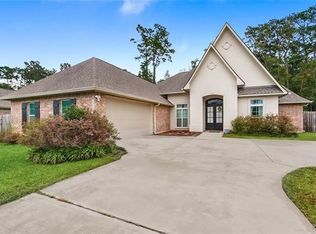548 English Oak Dr, Madisonville, LA 70447