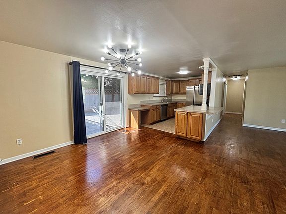 5th image of 20216 76th Ave W