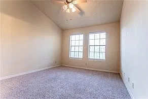 3 bed, 2.0 bath, 836 sqft, $2,600 — Photo 4