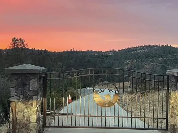 22174 Jennifer Dr, Grass Valley, CA 95949